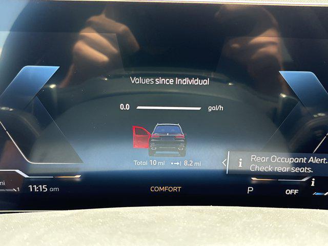 new 2026 BMW X7 car, priced at $89,425