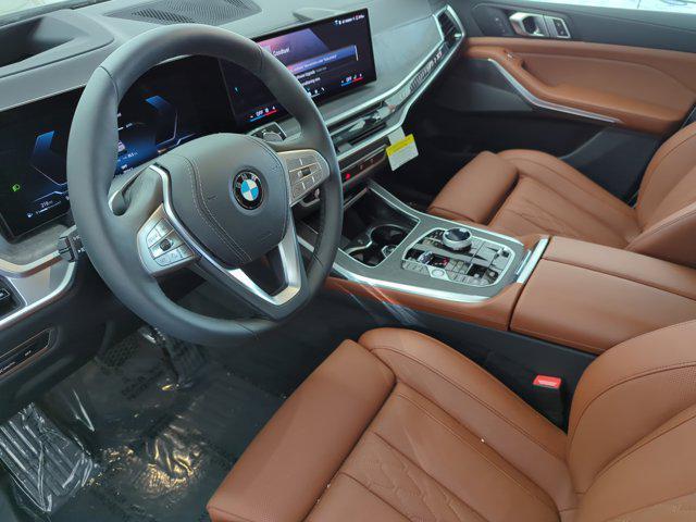 new 2025 BMW X7 car, priced at $93,400