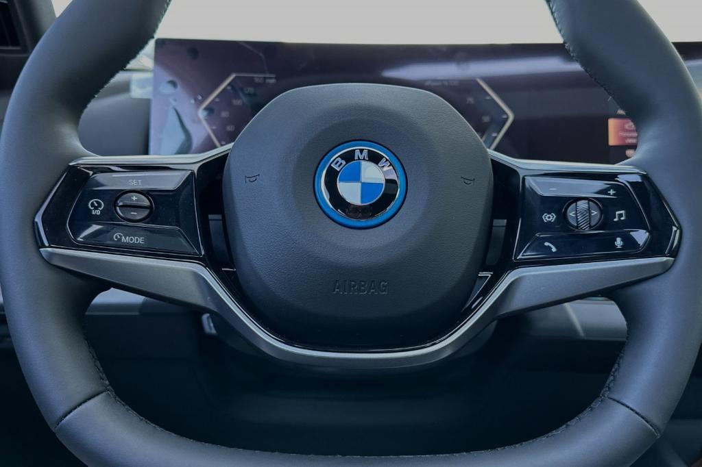 new 2025 BMW i5 car, priced at $73,620