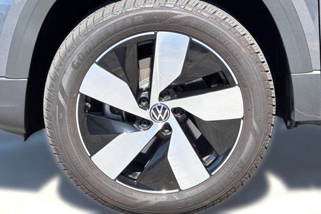used 2024 Volkswagen Taos car, priced at $21,999
