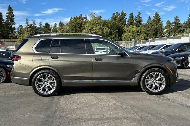 new 2025 BMW X7 car, priced at $93,550