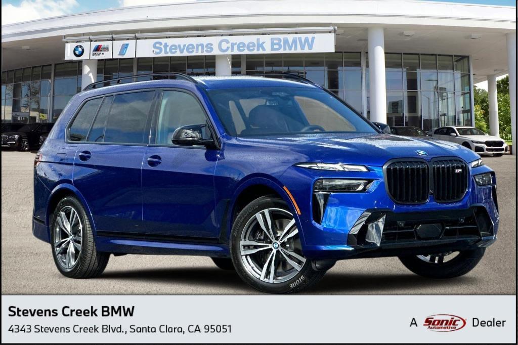 new 2025 BMW X7 car, priced at $117,270