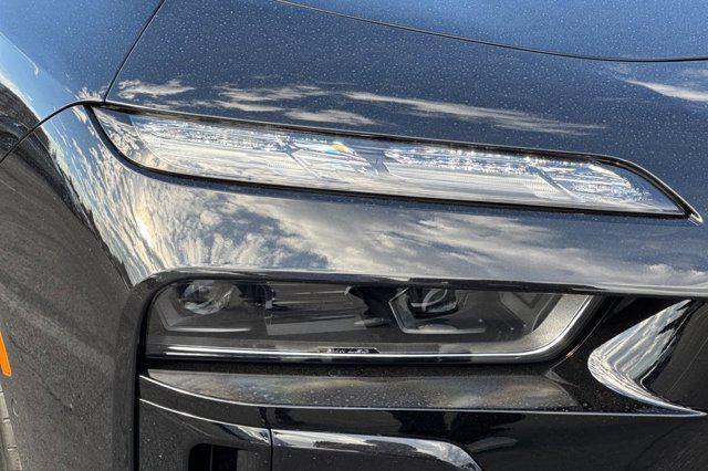 new 2026 BMW 750e car, priced at $131,530