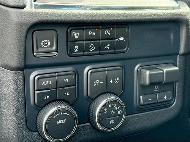 new 2025 Chevrolet Tahoe car, priced at $78,500