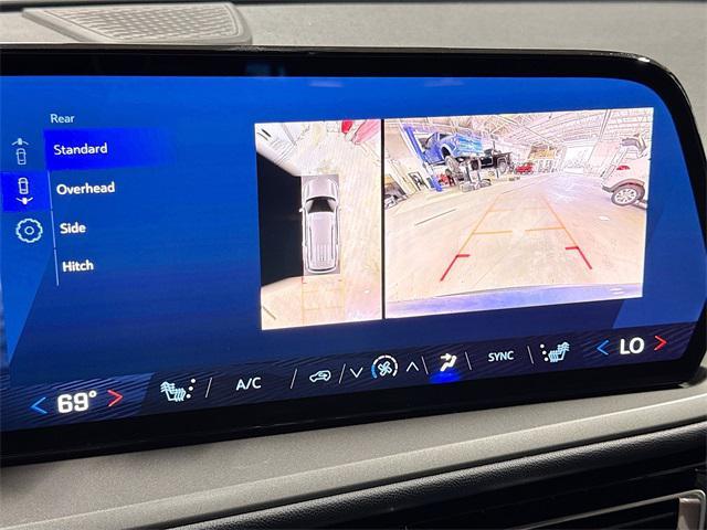 new 2025 Chevrolet Traverse car, priced at $46,674