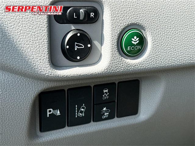 used 2016 Honda Pilot car, priced at $11,899