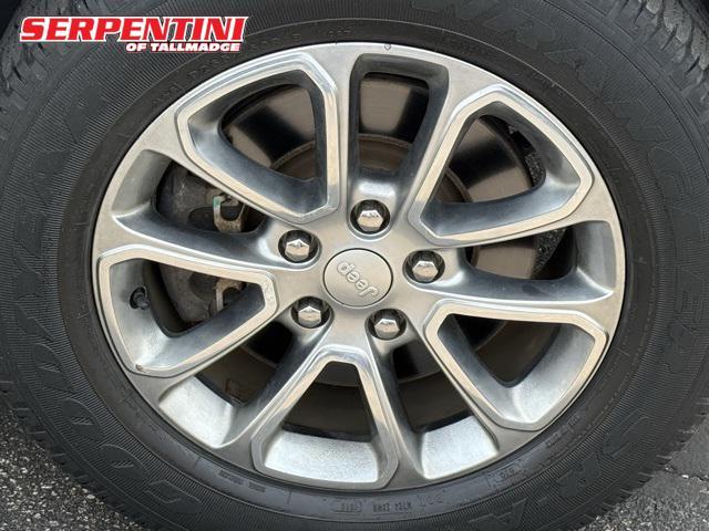 used 2014 Jeep Grand Cherokee car, priced at $14,693