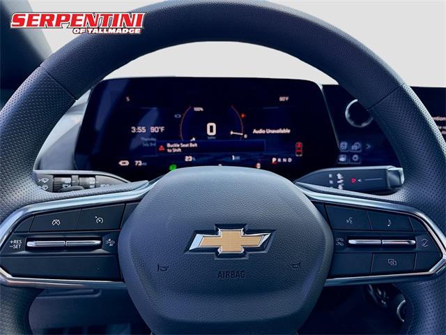 new 2025 Chevrolet Equinox EV car, priced at $33,290