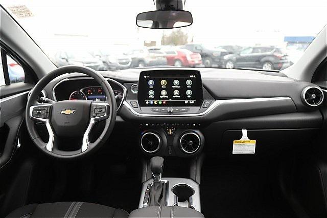 new 2025 Chevrolet Blazer car, priced at $32,890