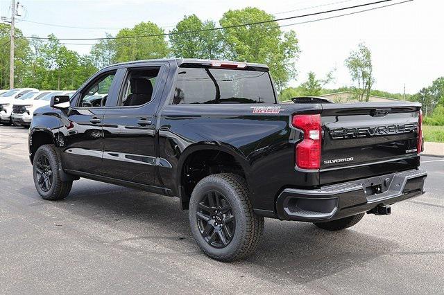 new 2025 Chevrolet Silverado 1500 car, priced at $42,011