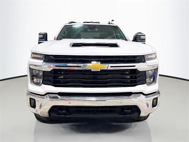 new 2025 Chevrolet Silverado 2500 car, priced at $67,995