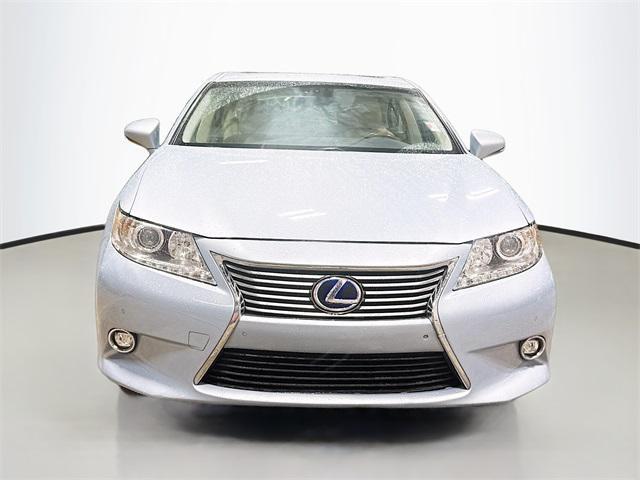 used 2014 Lexus ES 300h car, priced at $12,000