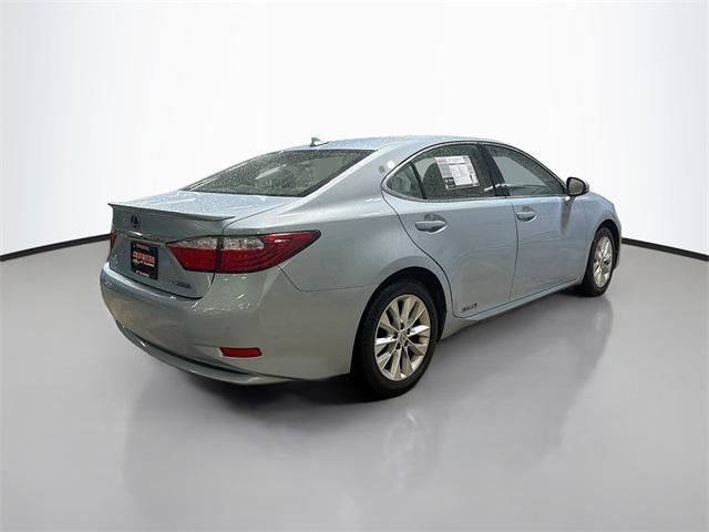 used 2014 Lexus ES 300h car, priced at $12,000