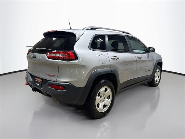 used 2018 Jeep Cherokee car, priced at $13,907