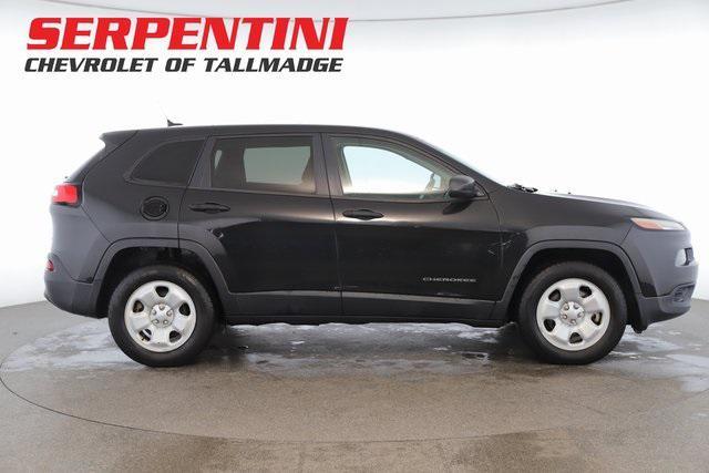 used 2016 Jeep Cherokee car, priced at $12,880