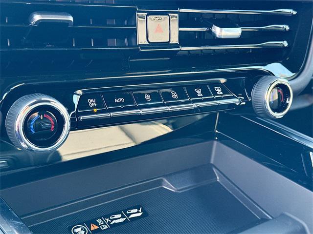 new 2025 Chevrolet Suburban car, priced at $82,236