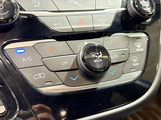 used 2019 Chrysler Pacifica car, priced at $16,125