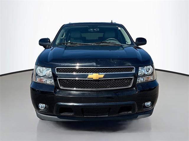 used 2012 Chevrolet Suburban car, priced at $12,500