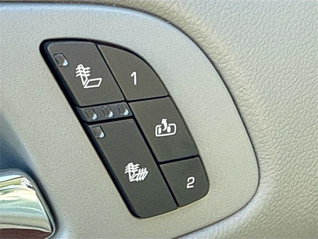 used 2012 Chevrolet Suburban car, priced at $12,500