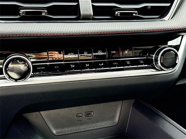 new 2026 Chevrolet Equinox car, priced at $33,890