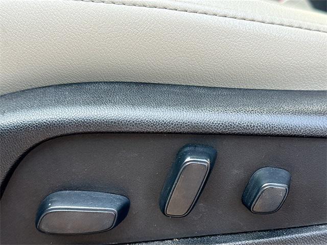 used 2019 Cadillac XT4 car, priced at $16,321