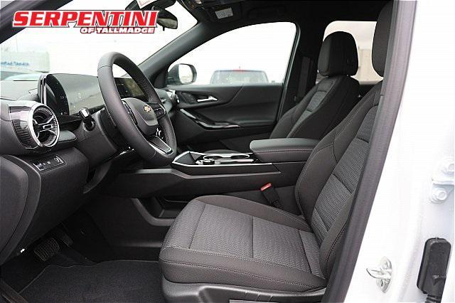 new 2026 Chevrolet Equinox car, priced at $28,951