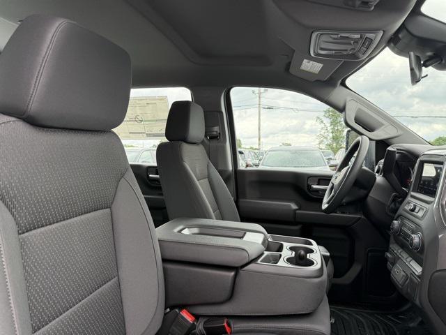 new 2025 Chevrolet Silverado 2500 car, priced at $49,696