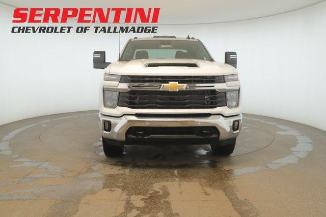 new 2025 Chevrolet Silverado 3500 car, priced at $70,132