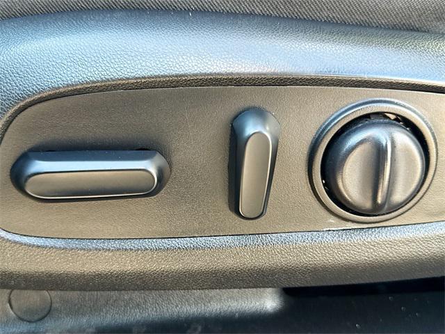 used 2019 Chevrolet Equinox car, priced at $14,776