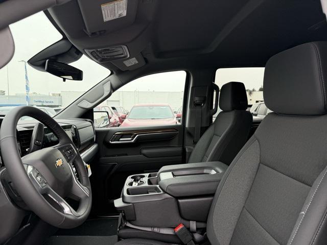 new 2025 Chevrolet Silverado 1500 car, priced at $41,290