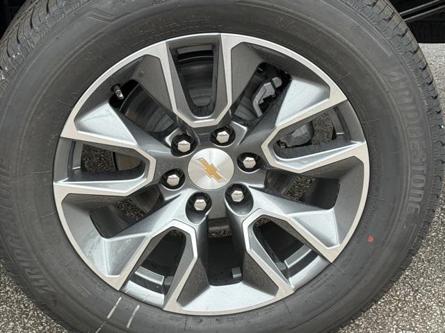 new 2025 Chevrolet Silverado 1500 car, priced at $41,290
