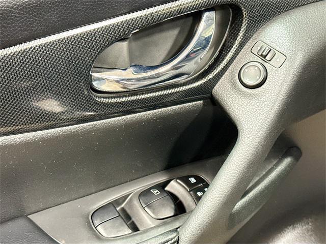 used 2016 Nissan Rogue car, priced at $13,750