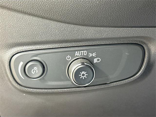 used 2023 Chevrolet Equinox car, priced at $20,250