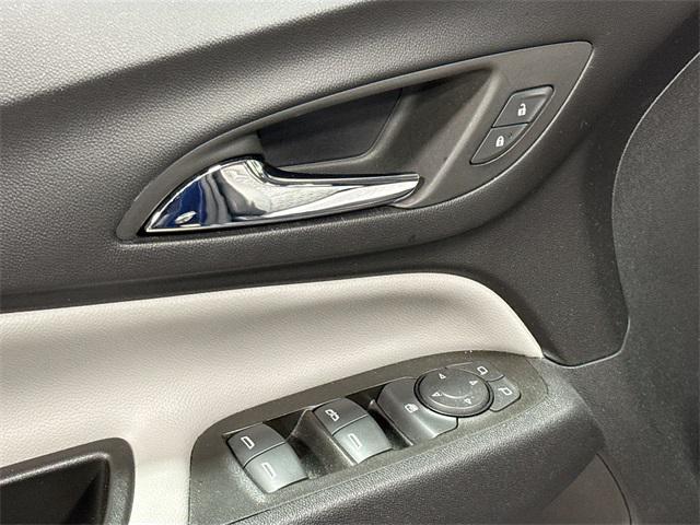 used 2023 Chevrolet Equinox car, priced at $20,250