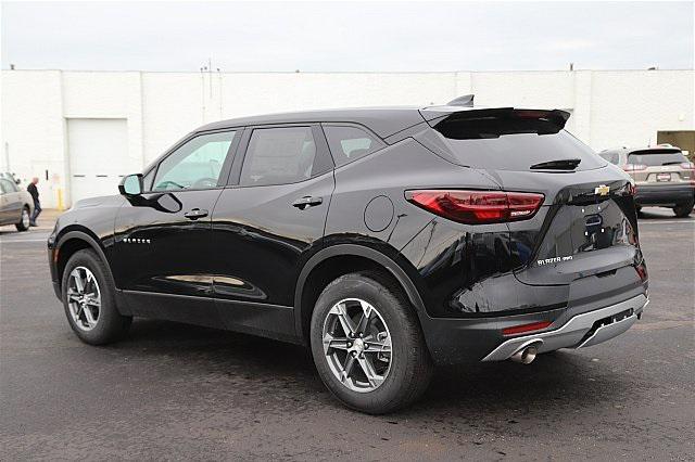 new 2025 Chevrolet Blazer car, priced at $32,890