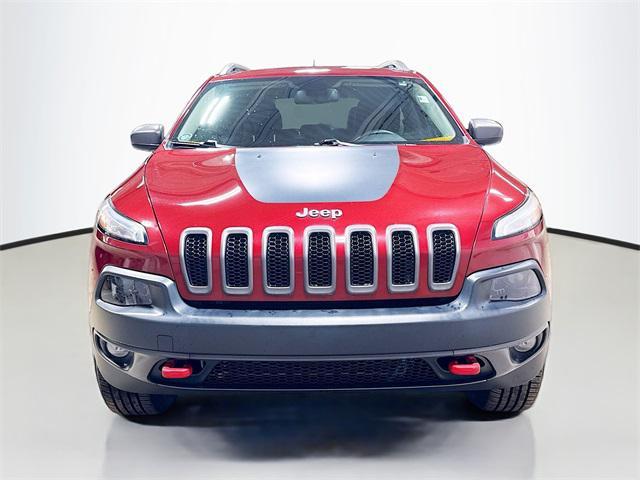 used 2016 Jeep Cherokee car, priced at $13,995
