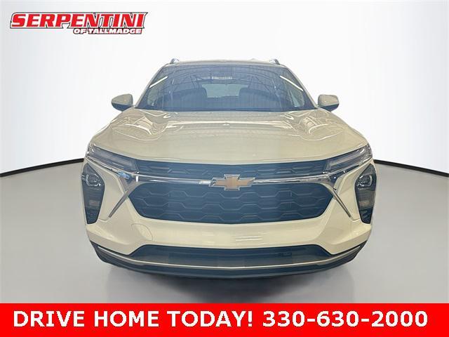 new 2025 Chevrolet Trax car, priced at $21,232