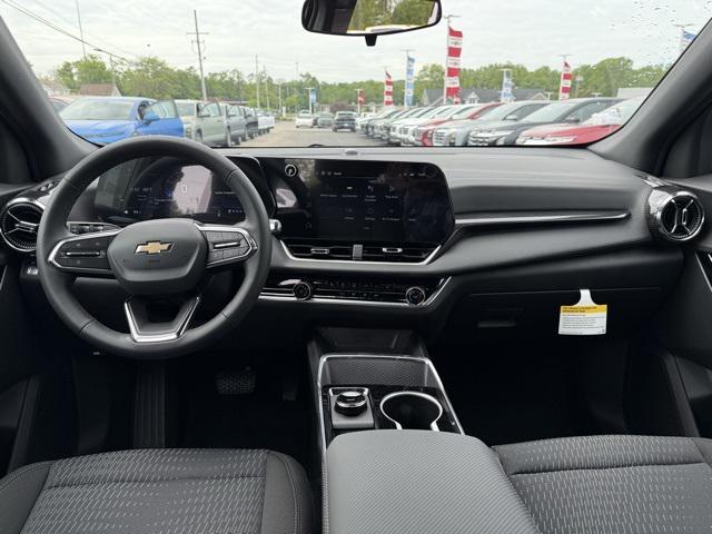 new 2026 Chevrolet Equinox car, priced at $28,090