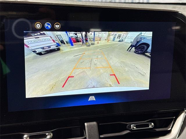 new 2026 Chevrolet Equinox car, priced at $27,244