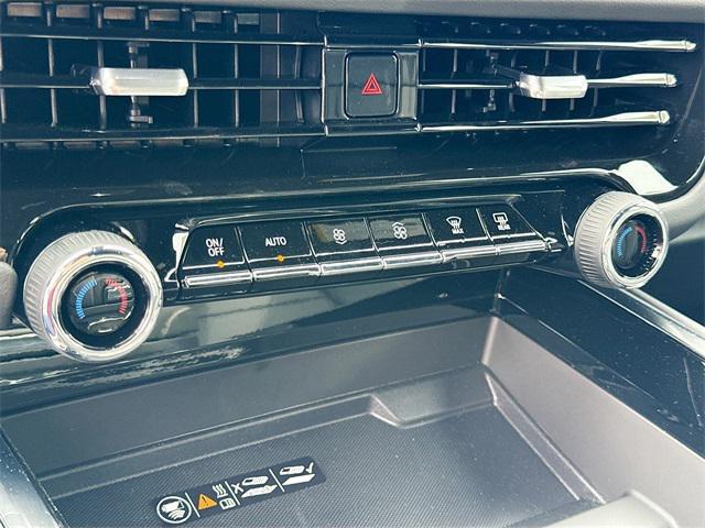 new 2025 Chevrolet Suburban car, priced at $83,161