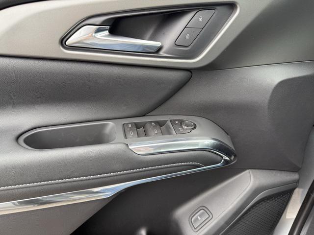 new 2025 Chevrolet Traverse car, priced at $40,637
