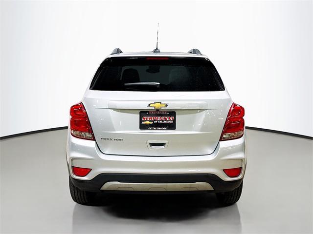 used 2022 Chevrolet Trax car, priced at $18,265