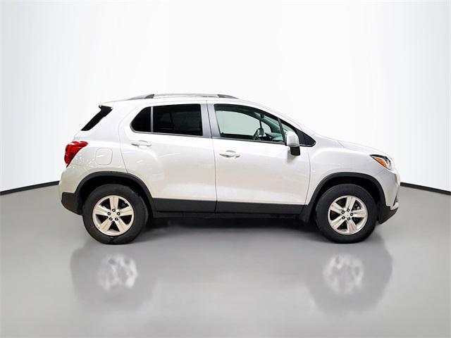 used 2022 Chevrolet Trax car, priced at $18,265
