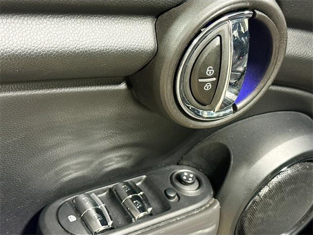used 2018 MINI Hardtop car, priced at $11,750