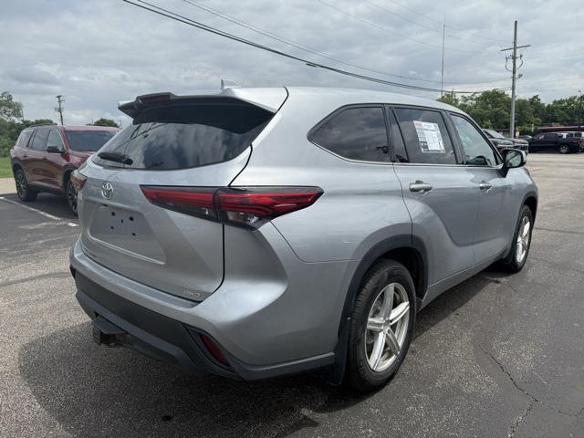 used 2020 Toyota Highlander car, priced at $27,425