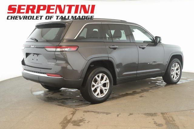 used 2022 Jeep Grand Cherokee car, priced at $27,180