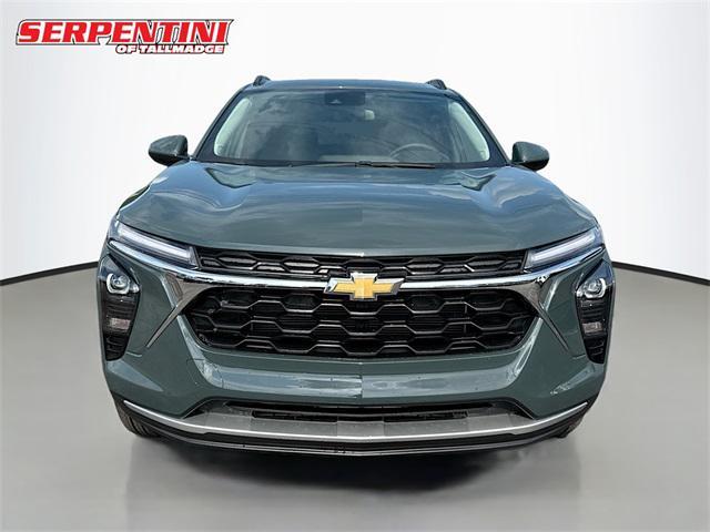 new 2025 Chevrolet Trax car, priced at $23,282