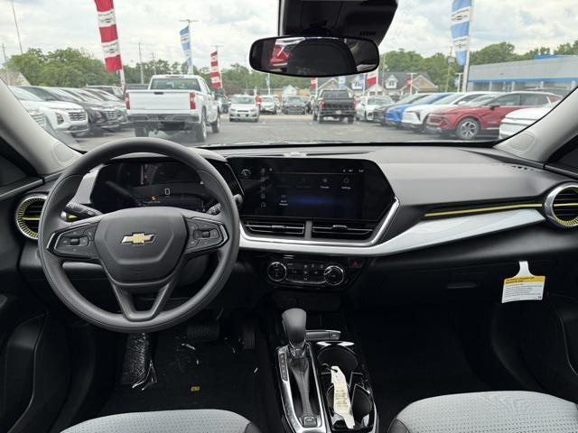 new 2025 Chevrolet Trax car, priced at $21,232