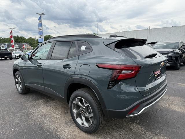 new 2025 Chevrolet Trax car, priced at $21,232