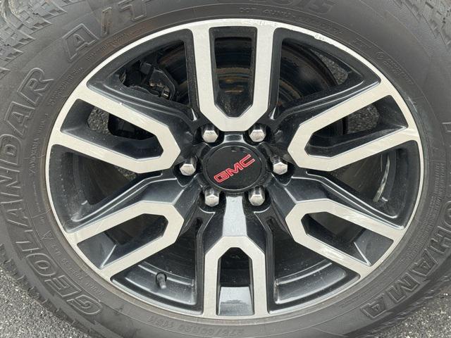 used 2020 GMC Sierra 1500 car, priced at $38,211